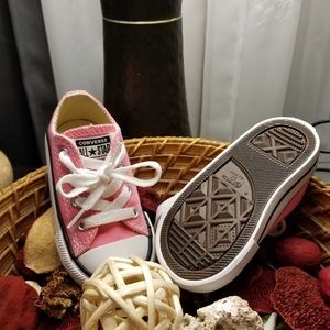 💥Size 5 Baby Converse